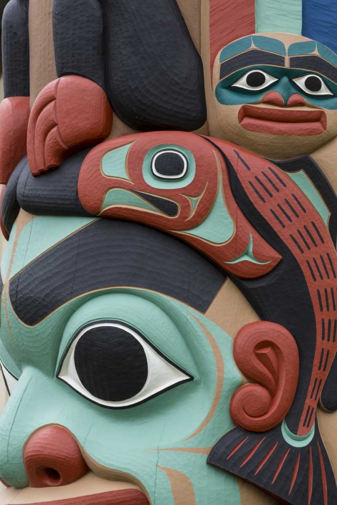 USA, Washington State, Jamestown Totem art PR